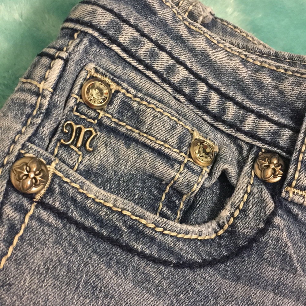 Miss Me Jeans - Picture 2 of 8
